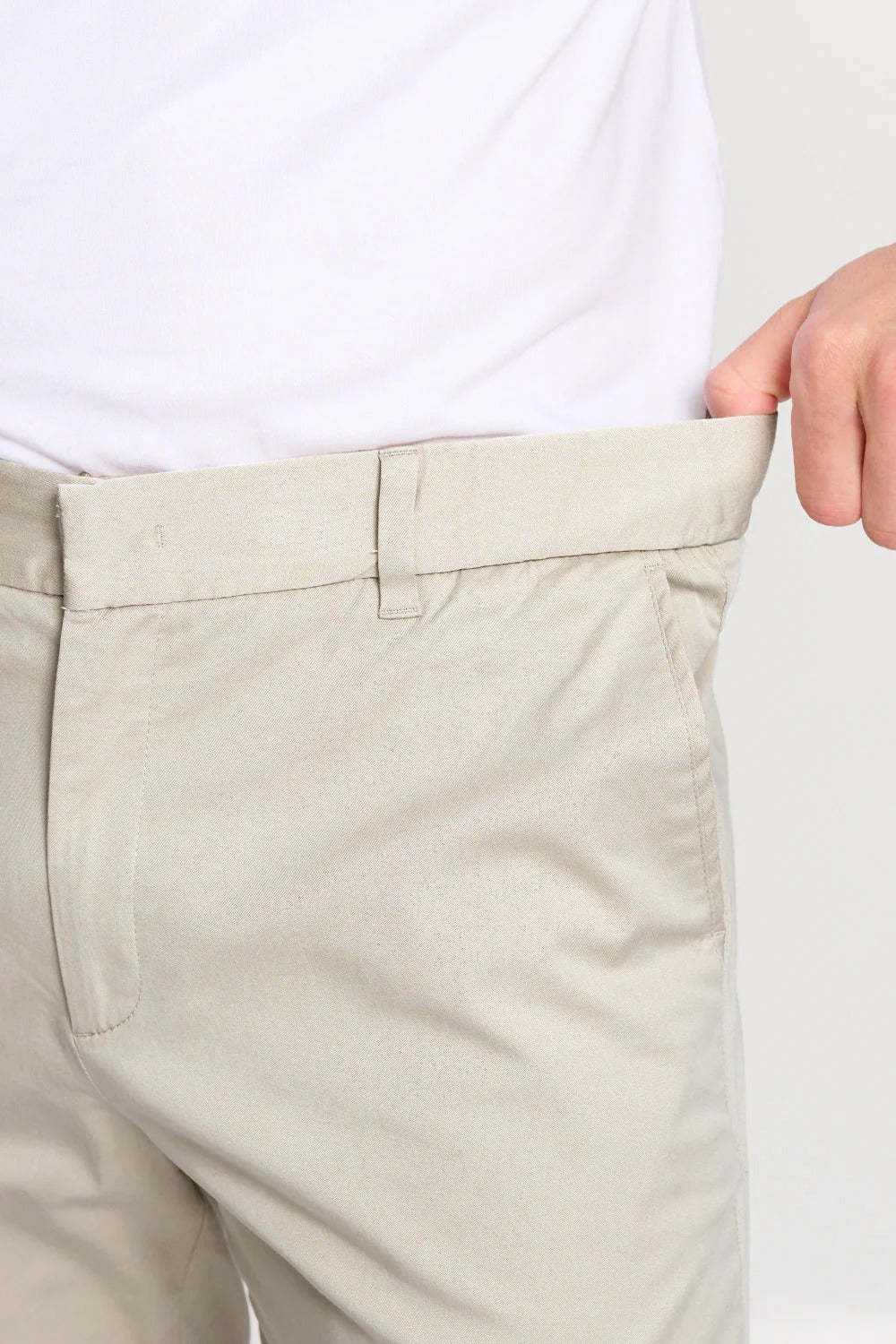 Men's Pants with Drawstring Waist and Zip Closure