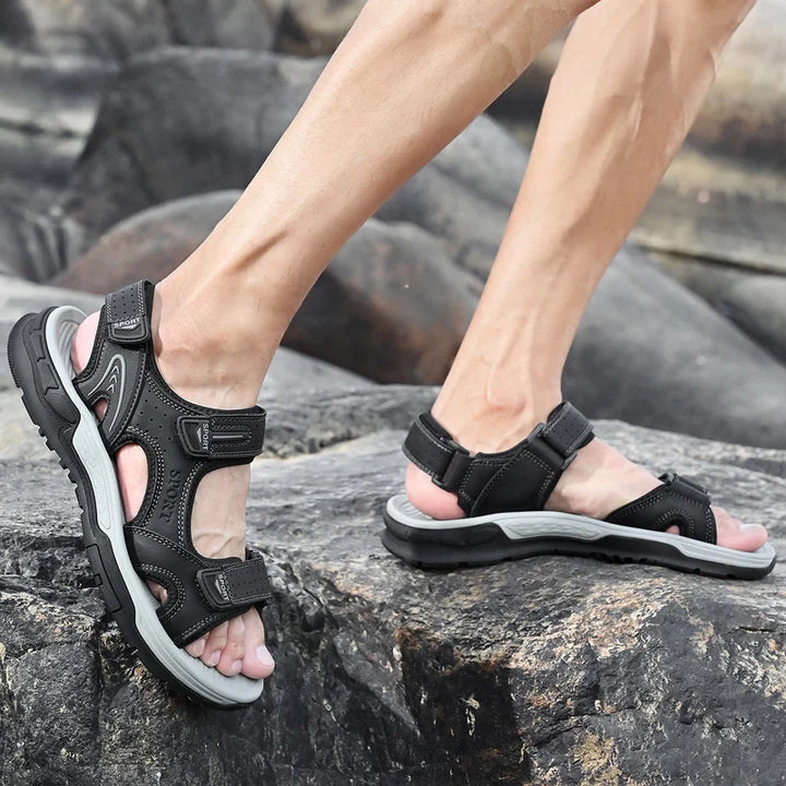 Men’s Flat Sandals with Open Toe and Adjustable Straps