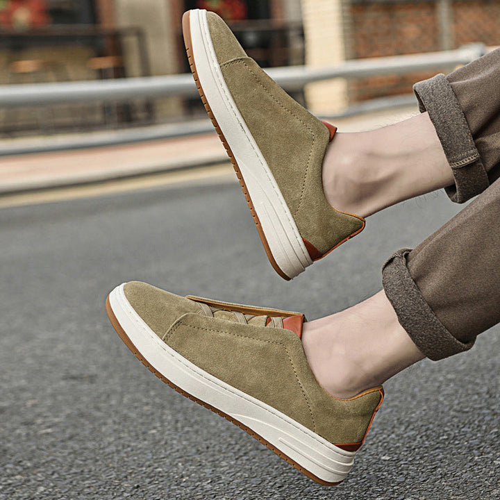 Men's Low Top Sneakers with Platform Sole and Crisscross Lacing