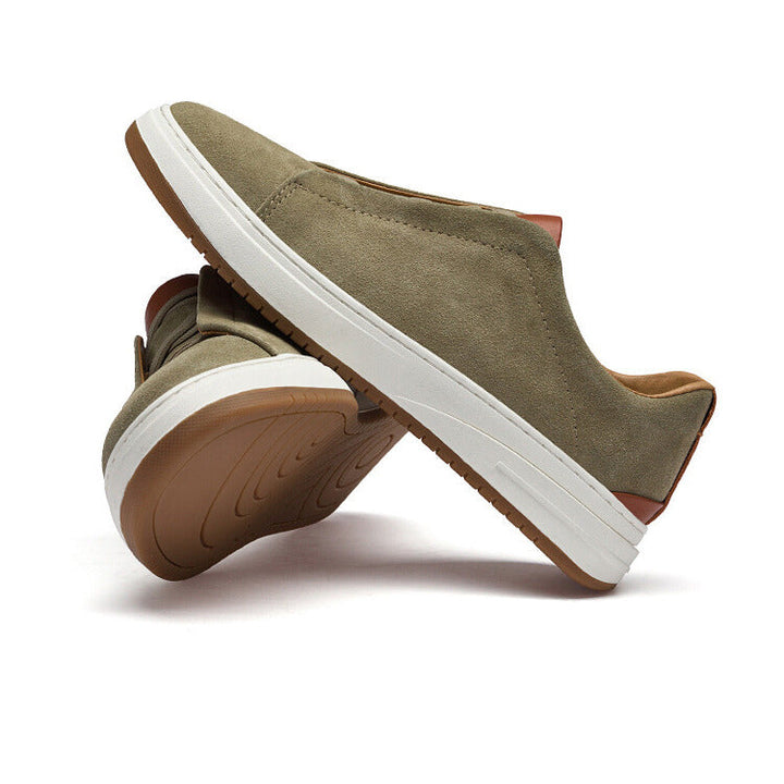 Men's Low Top Sneakers with Platform Sole and Crisscross Lacing