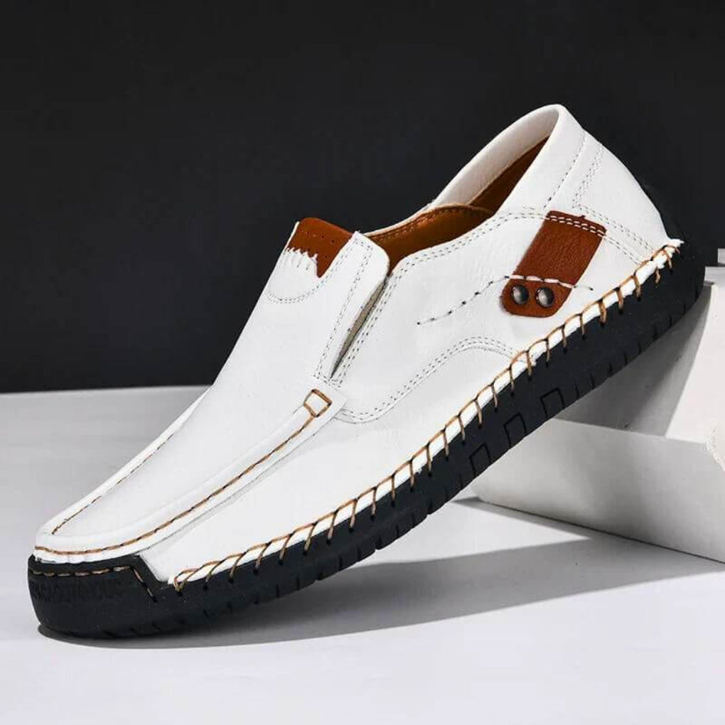 Men's Slip-On Shoes with Contrast Accents and Textured Sole