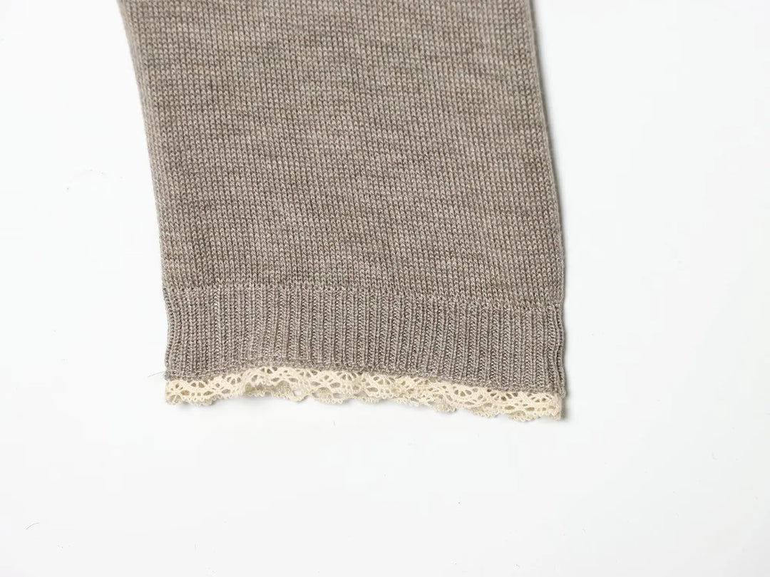 Women’s Crew Neck Knitwear Cardigan with Long Sleeves and Button Front