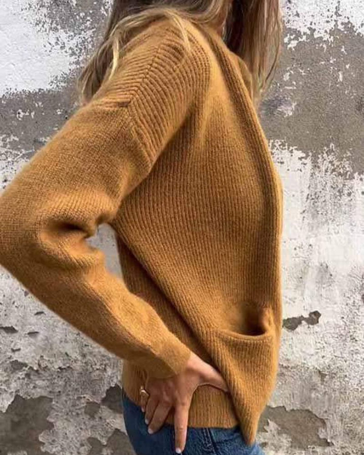 Women’s Crew Neck Zip Front Cardigan with Long Sleeves and Dual Front Pockets
