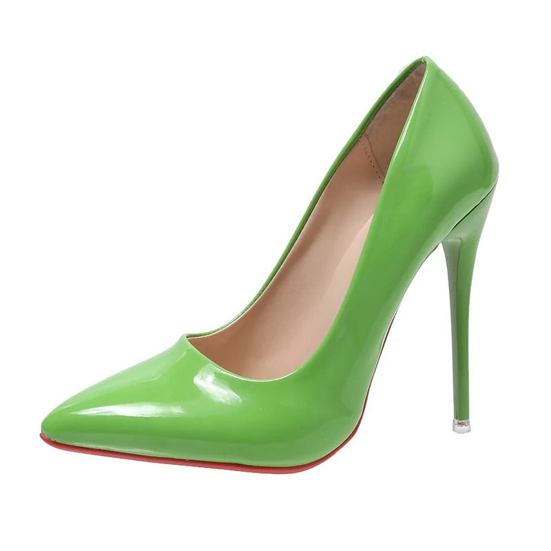 Women’s Heels with Pointed Toe and Closed Back