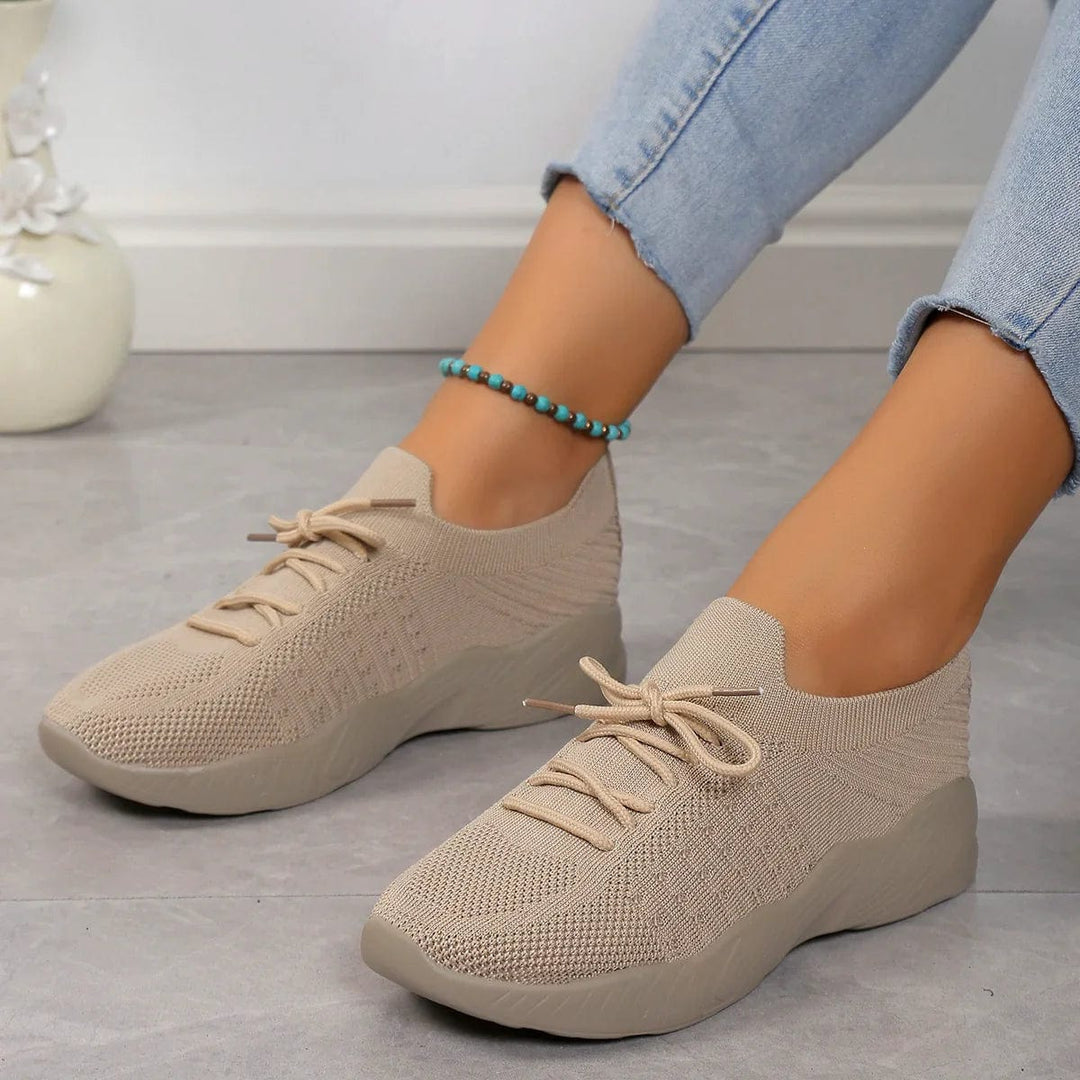 Women's Knit Shoes with Textured Patterns and Lace-Up Front