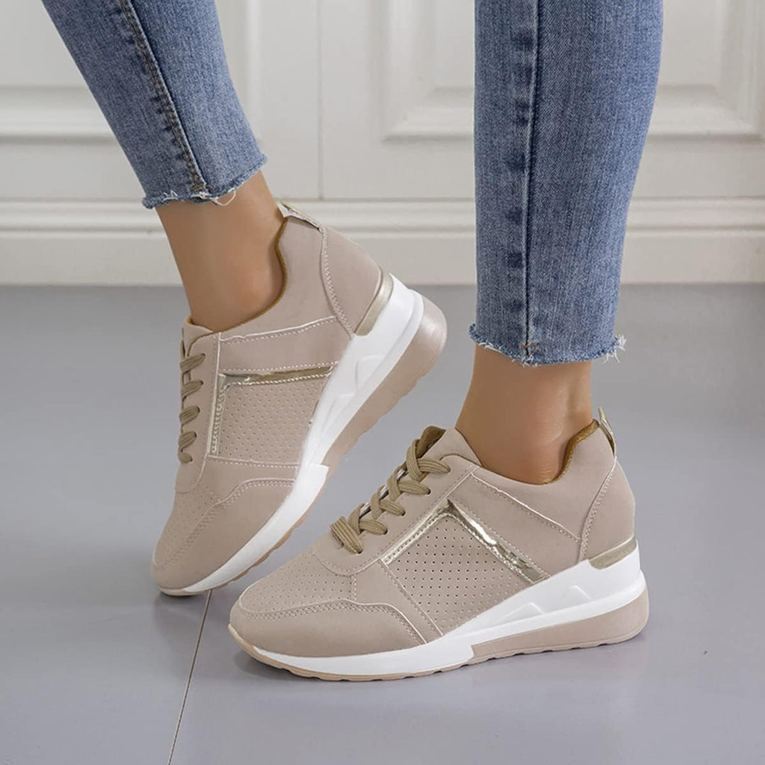 Women’s Lace-Up Shoes with Perforated Side Panel and Thick Sole