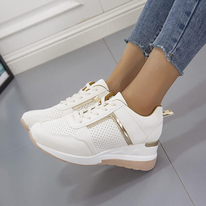 Women’s Lace-Up Shoes with Perforated Side Panel and Thick Sole