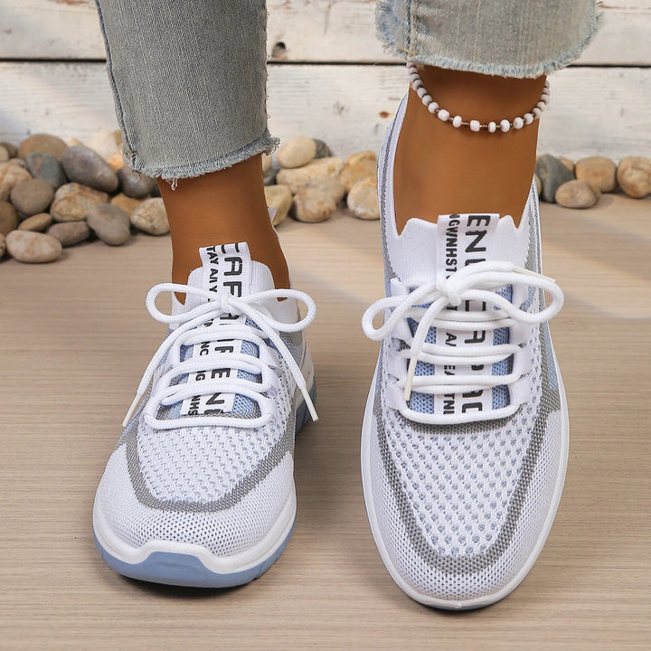 Women’s Lace-Up Shoes with Round Toe and Grooved Sole