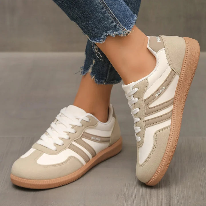 Women’s Lace-Up Shoes with Rounded Toe and Heel Detail