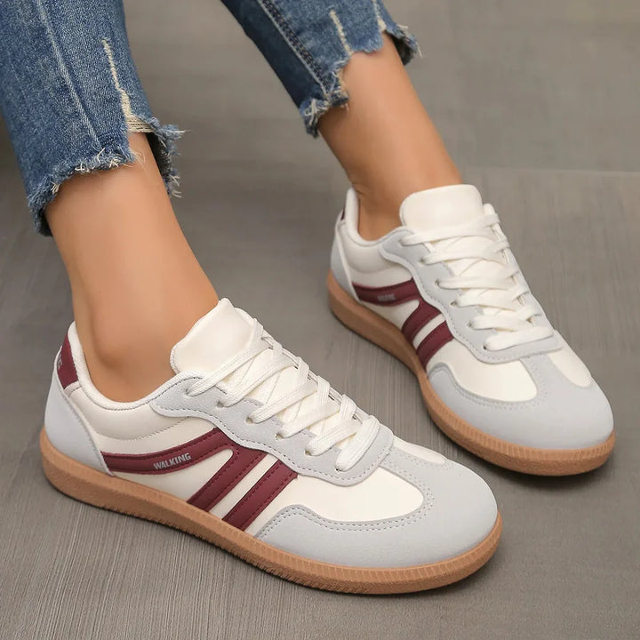 Women’s Lace-Up Shoes with Rounded Toe and Heel Detail
