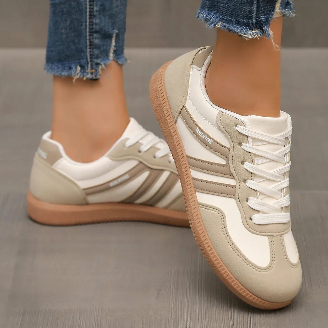Women’s Lace-Up Shoes with Rounded Toe and Heel Detail