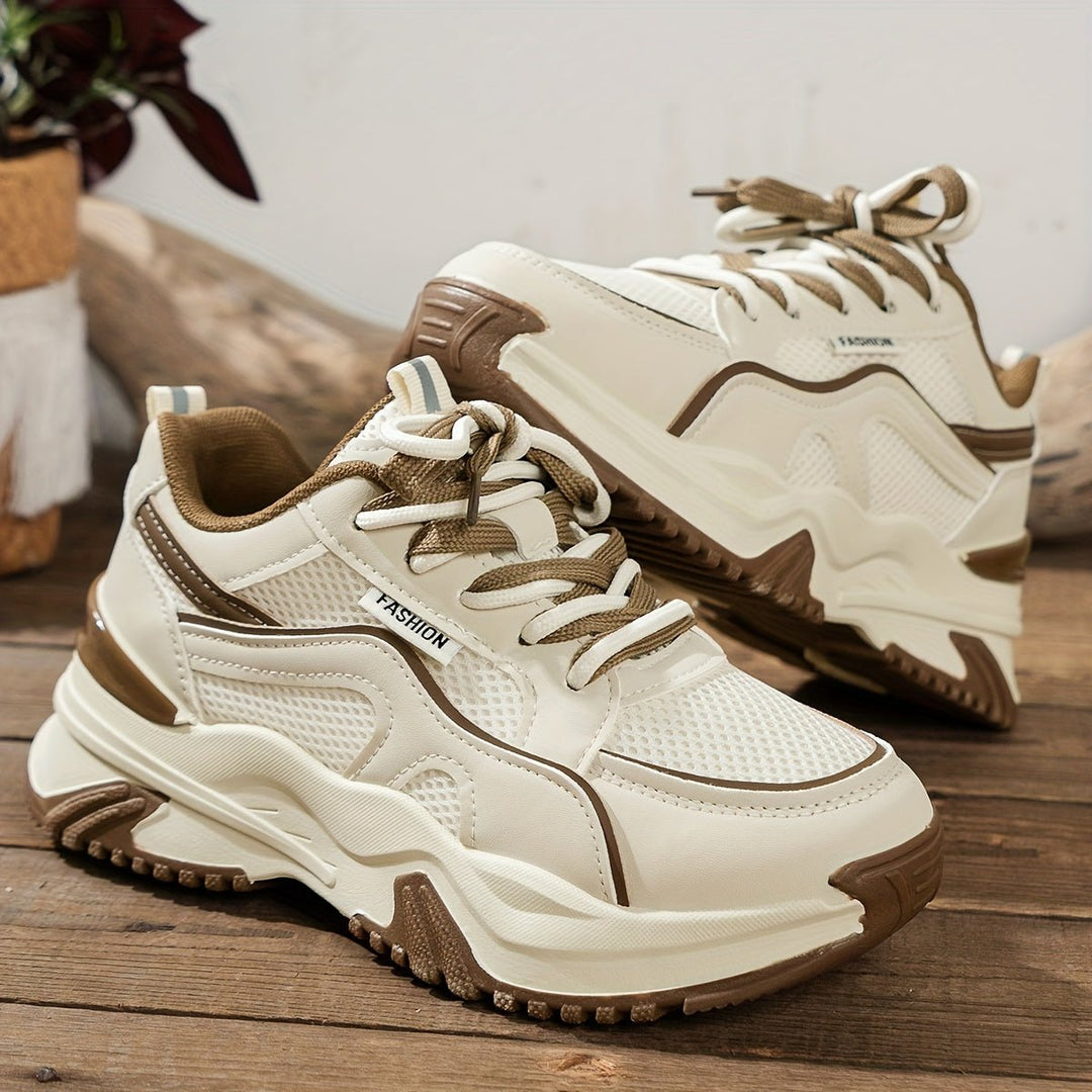 Women’s Lace-Up Shoes with Rounded Toe and Thick Sole