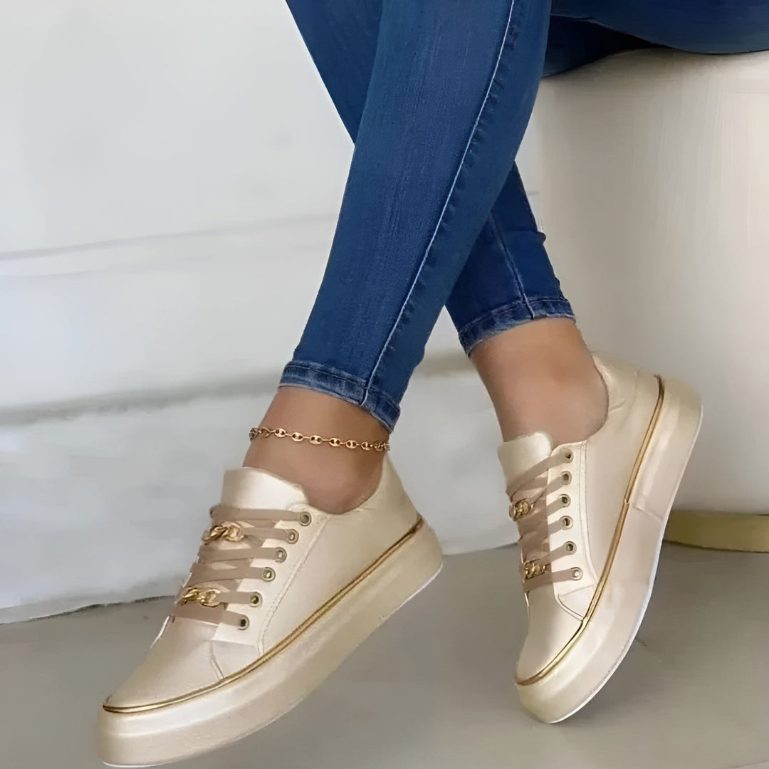 Women's Low Top Sneakers with Chain Links and Platform Soles