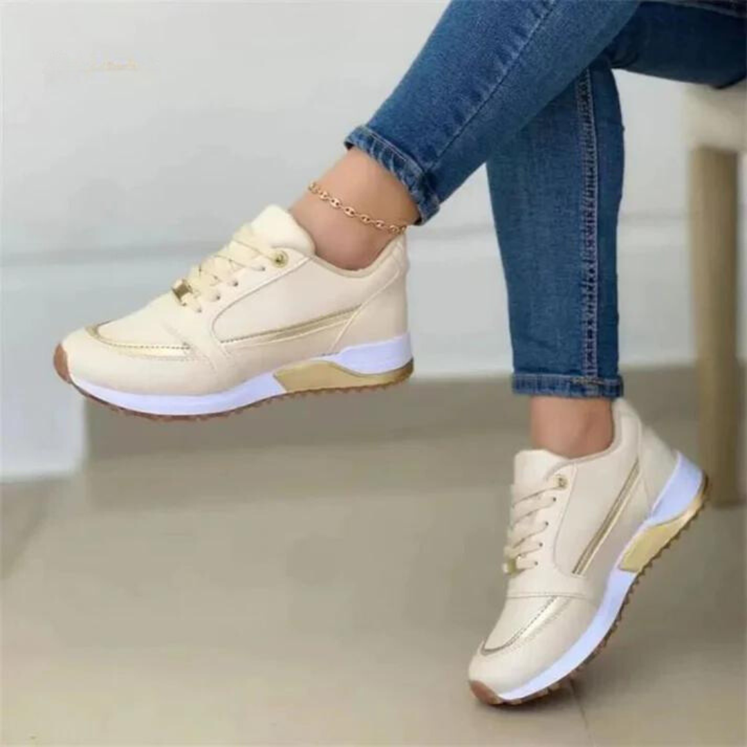 Women's Low-Top Sneakers with Metallic Accents and Lace-Up Front