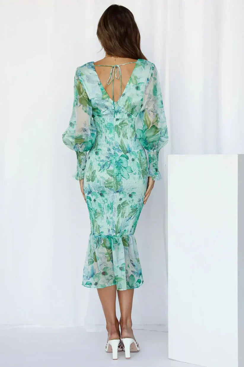 Women's Midi Wedding Guest Dress with V-Neckline and Floral Print