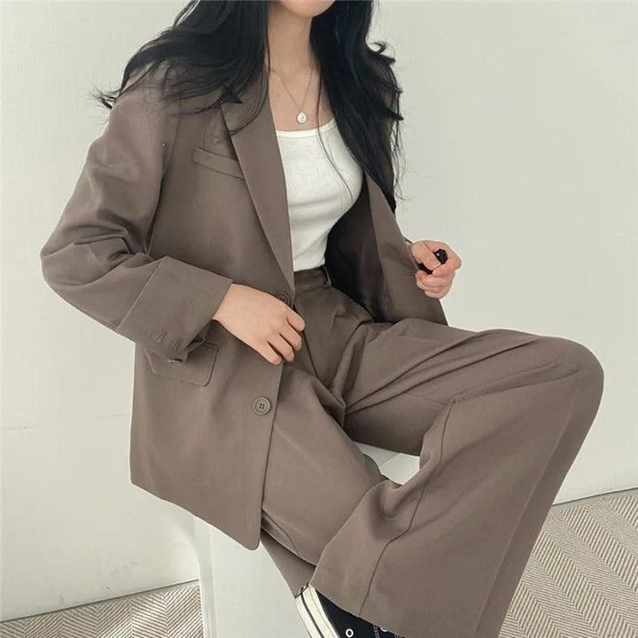 Women’s Oversized Two-Piece Suit with Notch Lapel Blazer and Wide-Leg Pants