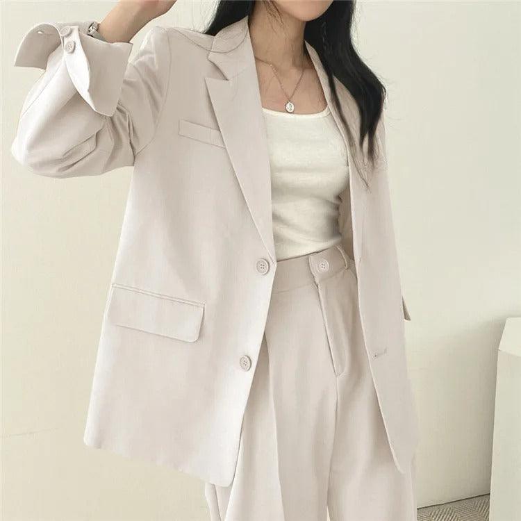 Women’s Oversized Two-Piece Suit with Notch Lapel Blazer and Wide-Leg Pants