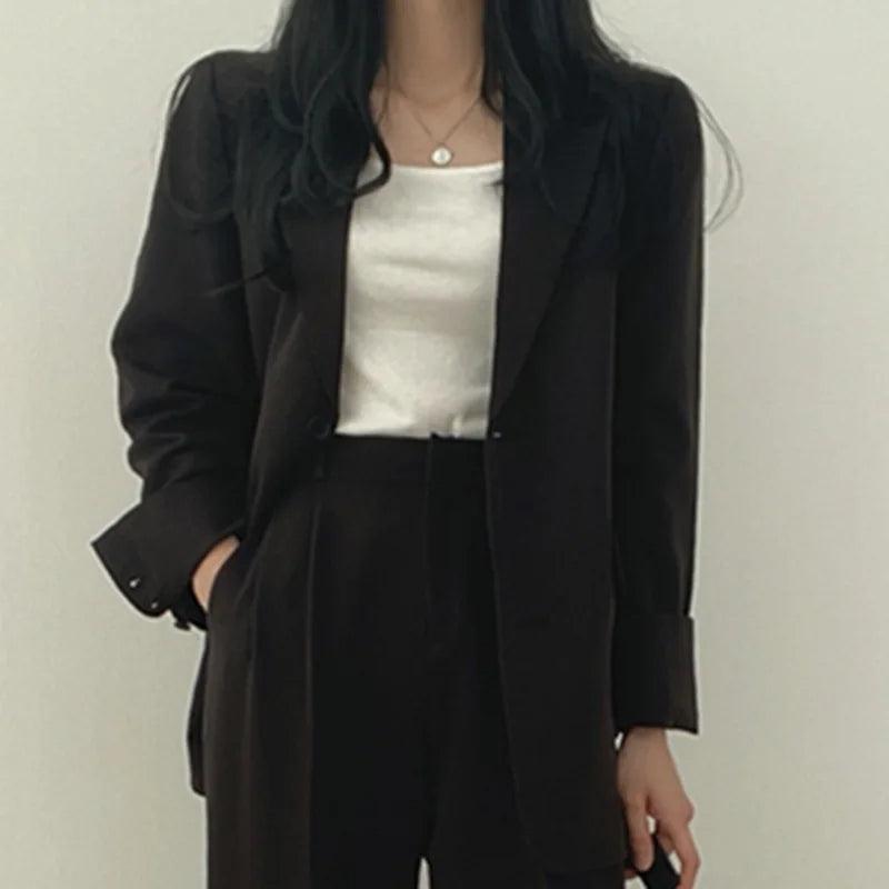 Women’s Oversized Two-Piece Suit with Notch Lapel Blazer and Wide-Leg Pants