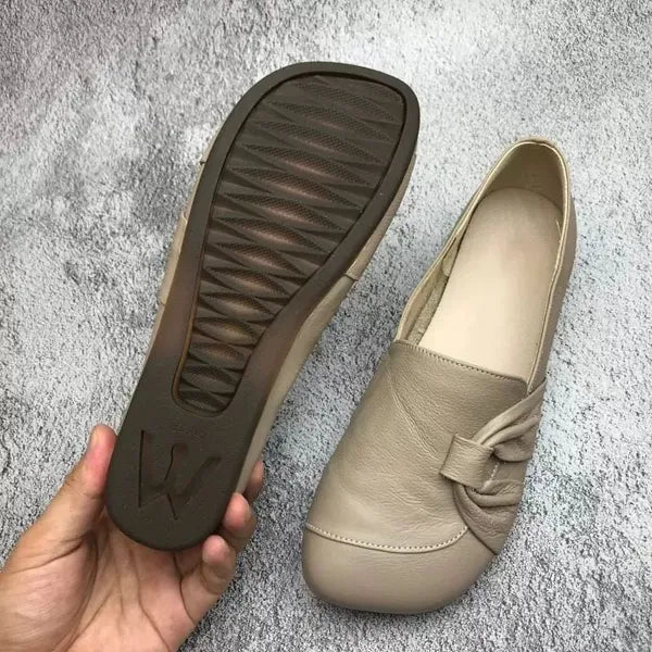 Women's Round Toe Mule Shoes with Pleated Front and Flat Soles