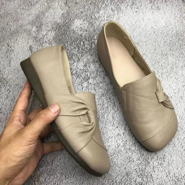 Women's Round Toe Mule Shoes with Pleated Front and Flat Soles