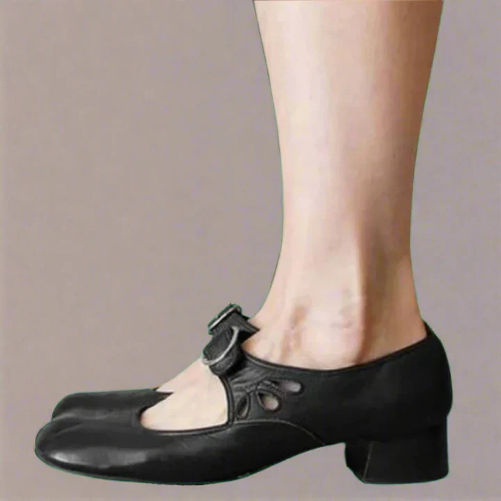 Women's Round Toe Shoes with Buckle Strap and Block Heel