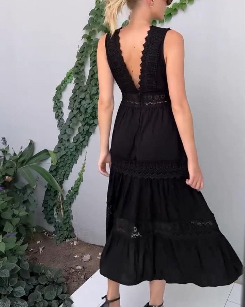 Women's Sleeveless Wedding Guest Dress with Mid Length and Lace Design