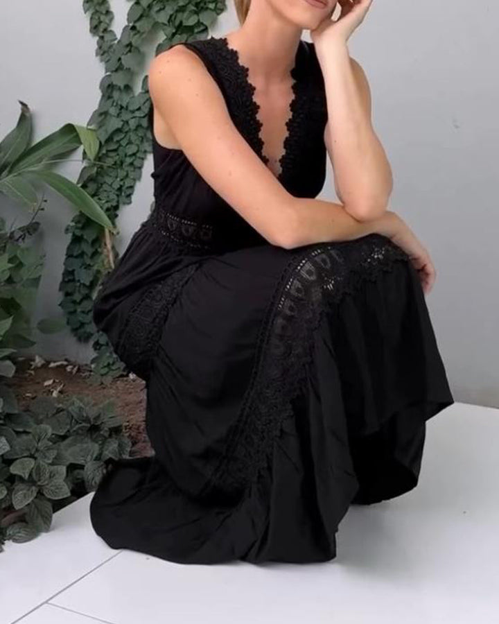 Women's Sleeveless Wedding Guest Dress with Mid Length and Lace Design