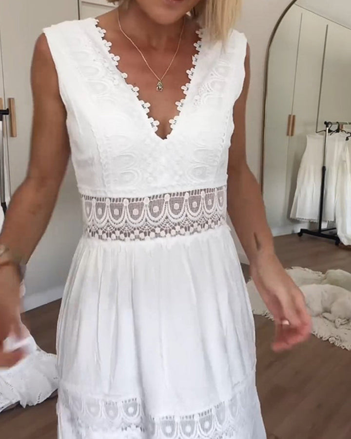 Women's Sleeveless Wedding Guest Dress with Mid Length and Lace Design