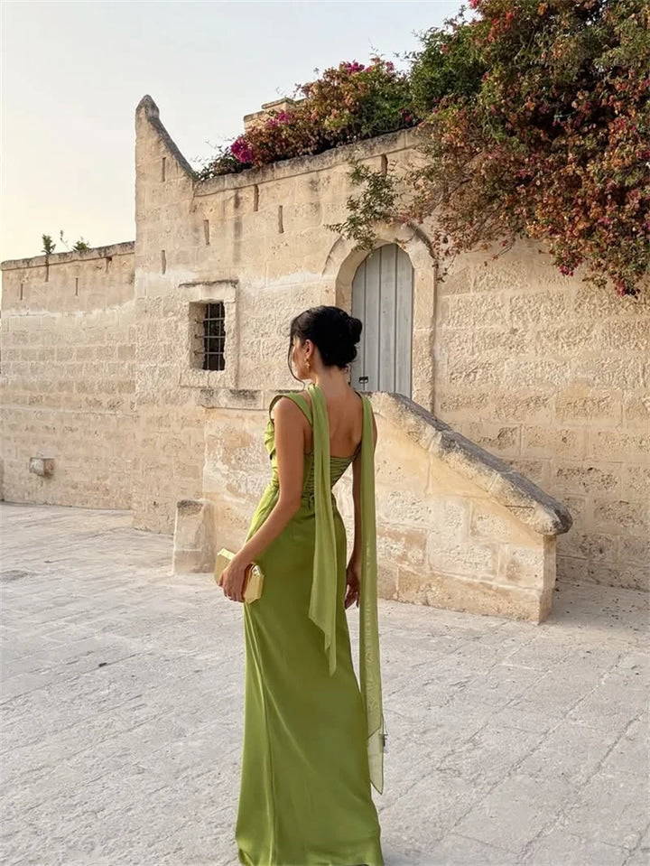 Women's Sleeveless Wedding Guest Dress with Scarf and Square Neckline