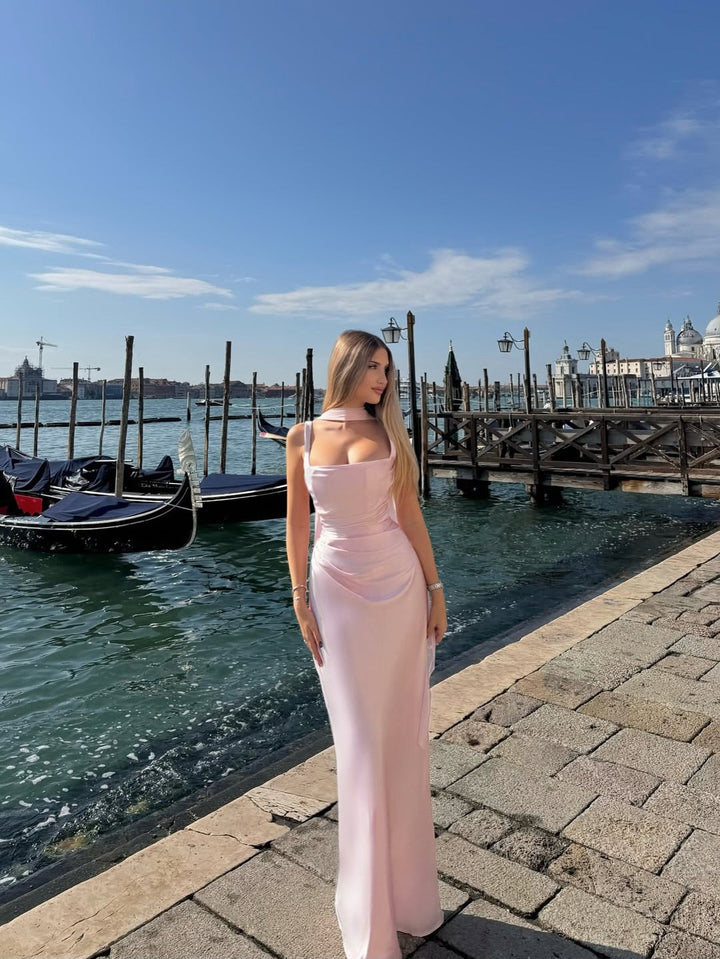 Women's Sleeveless Wedding Guest Dress with Scarf and Square Neckline